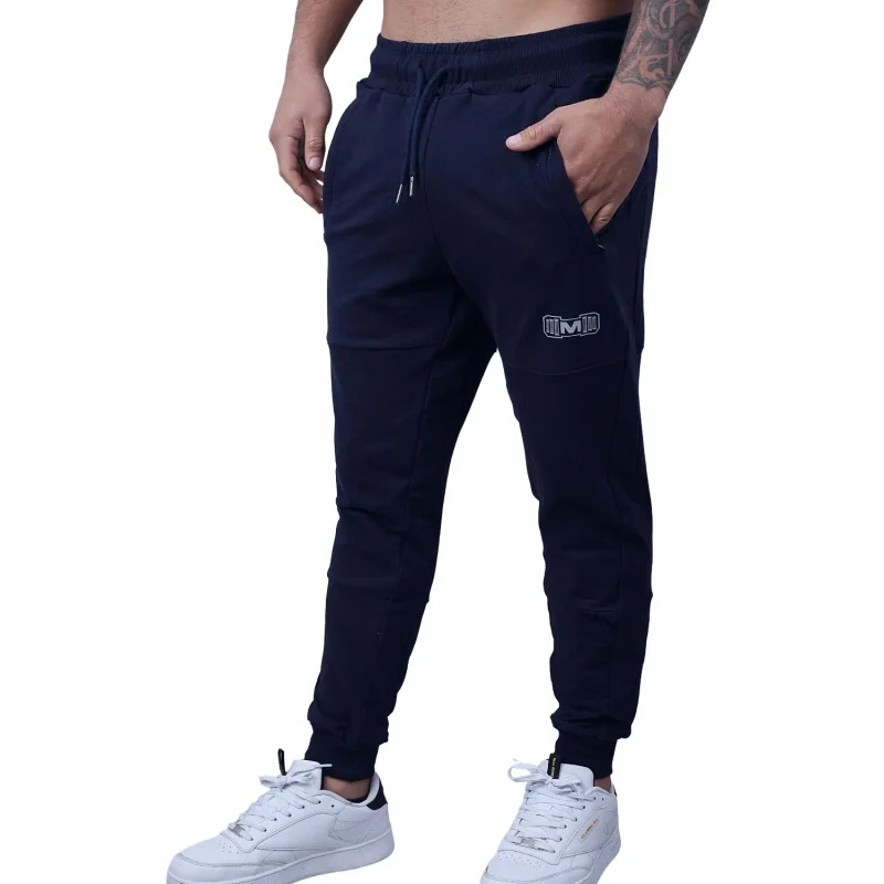 Joggers 1500 x 1500-17