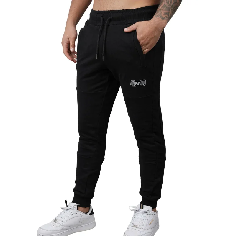 Joggers 1500 x 1500-22